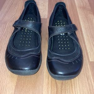 Clarks | Shoes | Clarks Wave Walk Mary Jane Style Shoe Blk Leather Man Made  | Poshmark